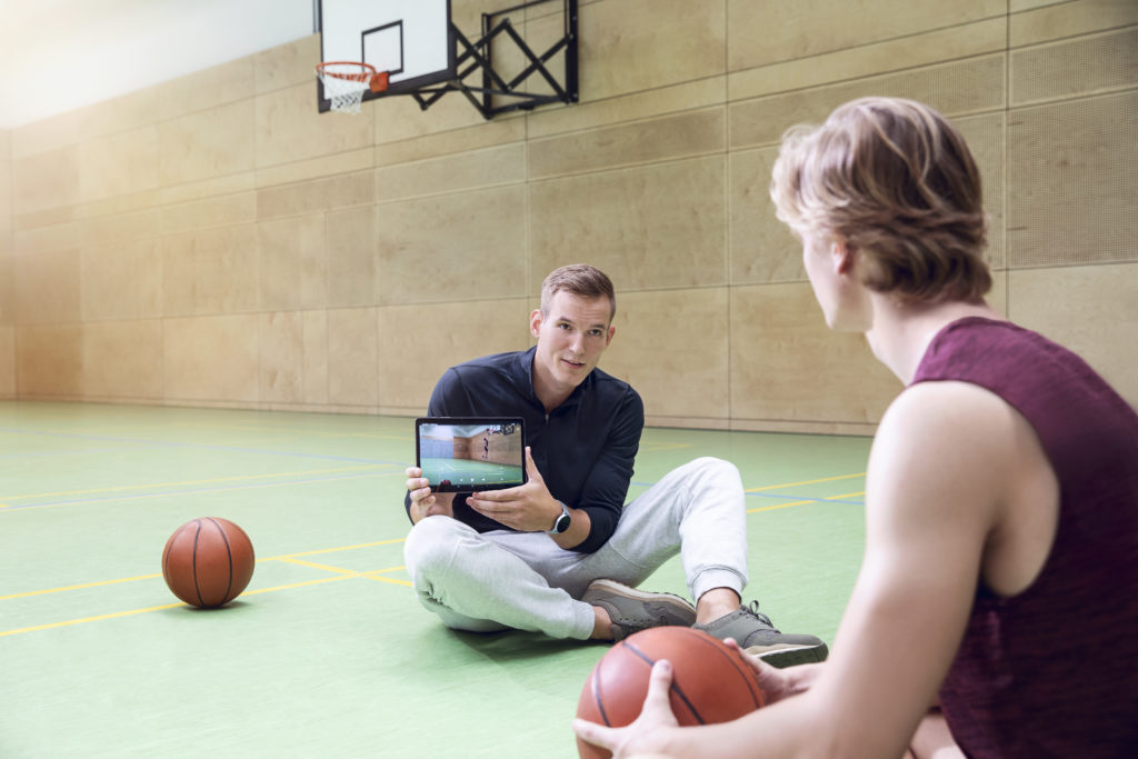 Digitalisierung Tablet Lehrer Computer Samsung Schule Sport